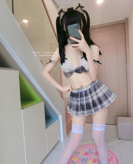 国产精品呻吟久久AV凹凸_1080P电影免费在线