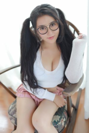 激情吃奶吻胸免费视频xxxx_高清完整版BD