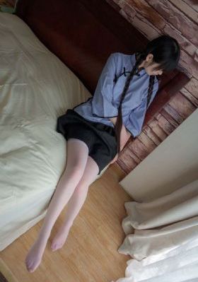 艳丽歌舞团一区二区三区免费看_电影免费国语