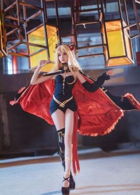 伊人熱熱久久原色播放www_高清完整版