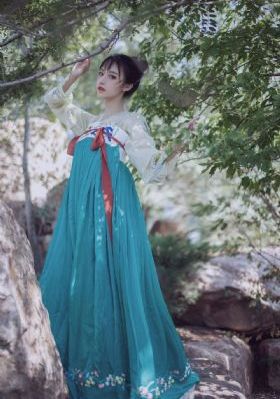 伊人久久噜噜噜躁狠狠躁_4K免费观看超清